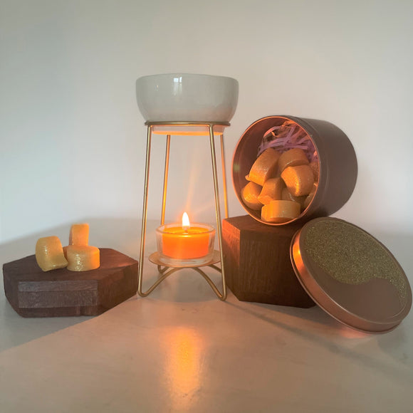 Luxury Gold & Ceramic Wax Melter with Wax Melts
